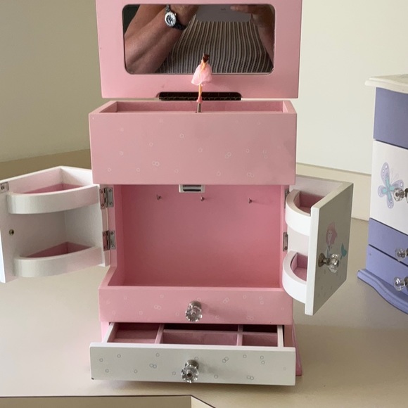 2 Music Jewelry Boxes - Picture 6 of 11